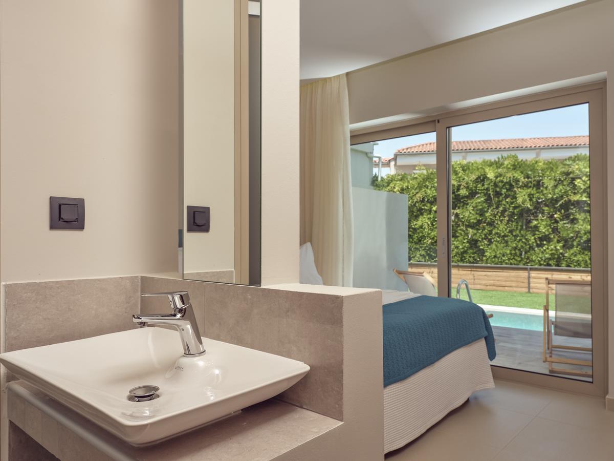 Azure Resort & Spa Τσιλιβί Εξωτερικό φωτογραφία