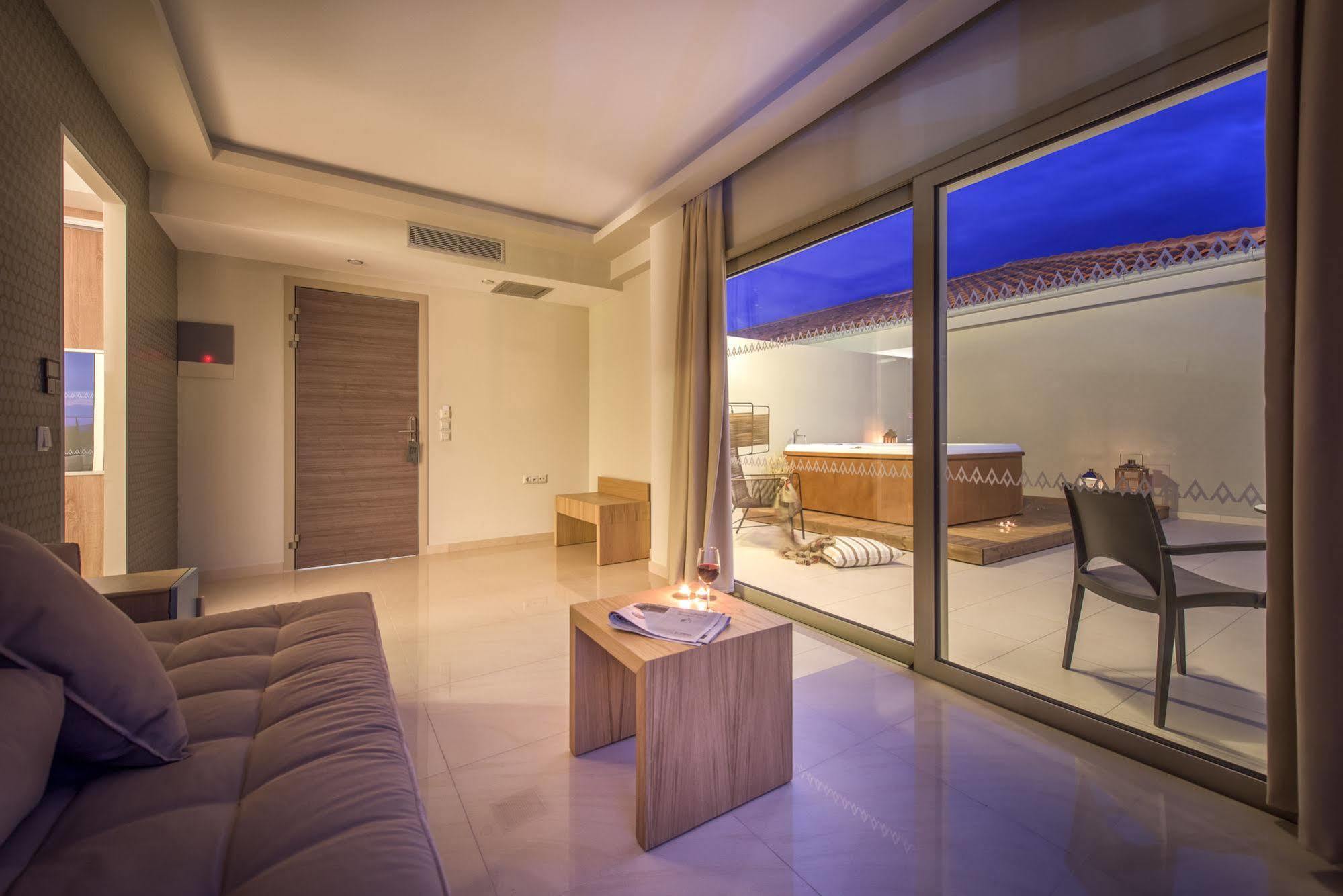 Azure Resort & Spa Τσιλιβί Εξωτερικό φωτογραφία