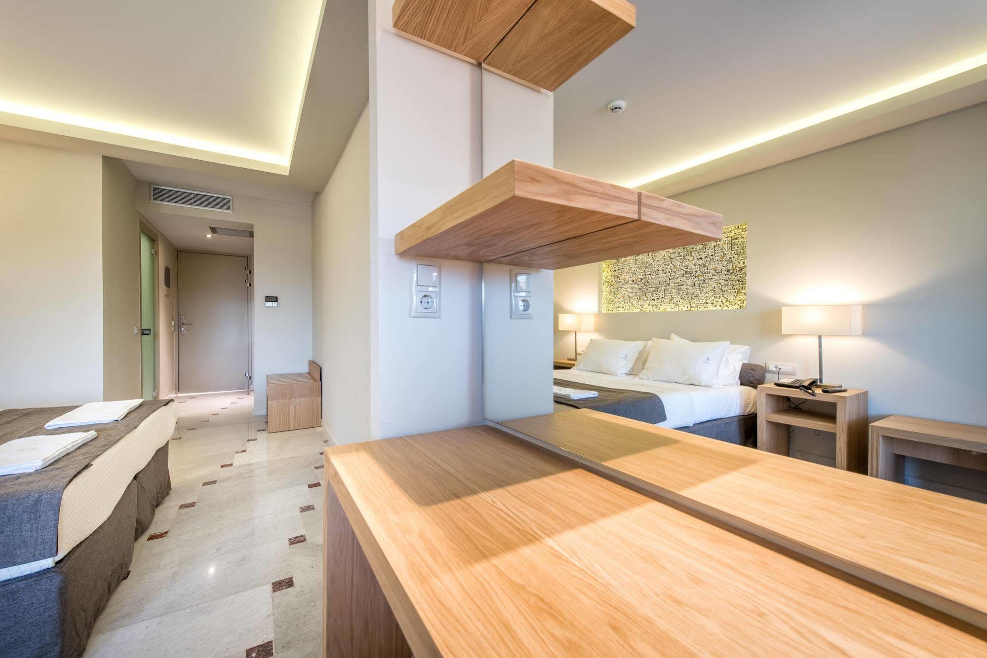 Azure Resort & Spa Τσιλιβί Εξωτερικό φωτογραφία