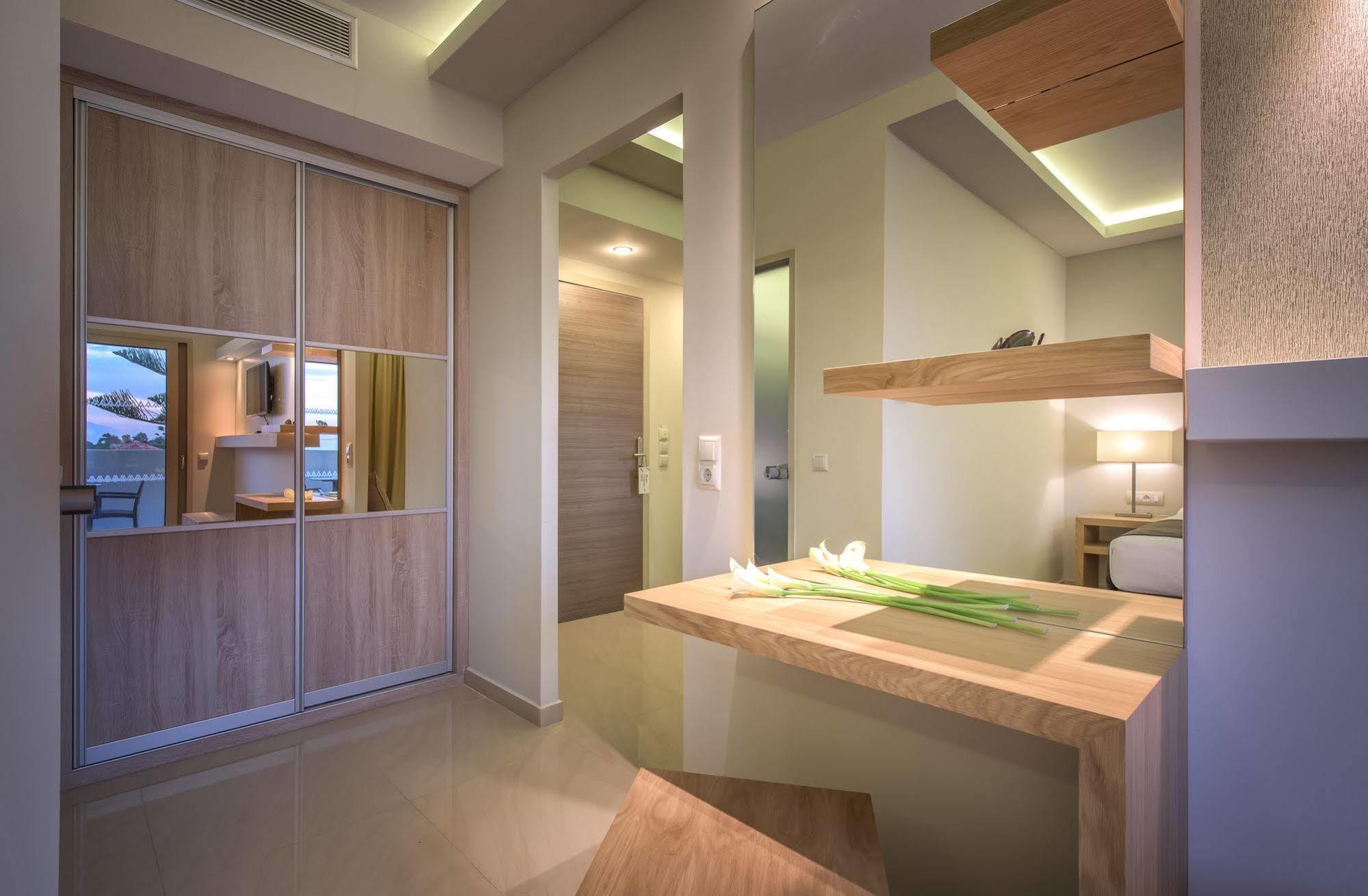 Azure Resort & Spa Τσιλιβί Εξωτερικό φωτογραφία