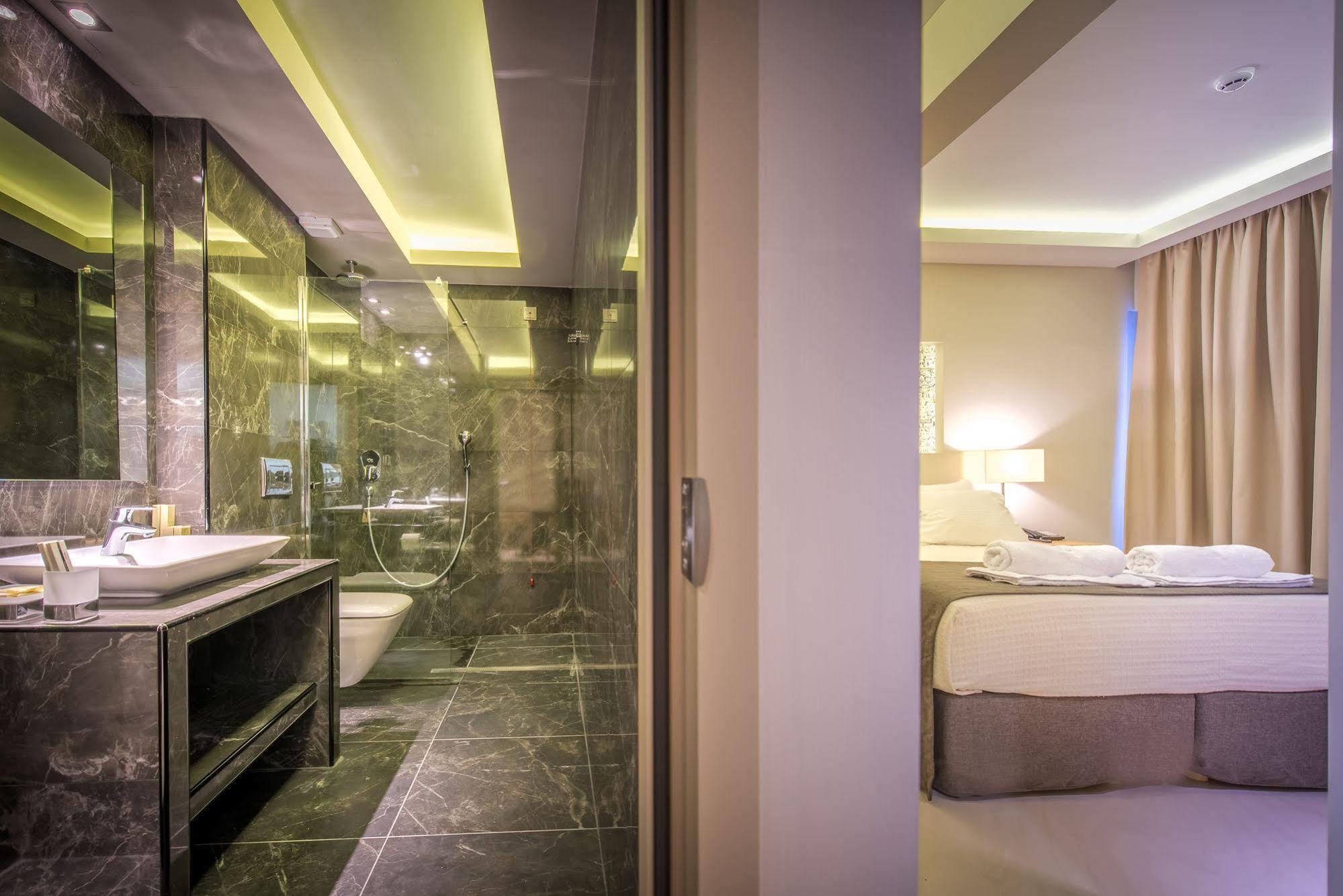 Azure Resort & Spa Τσιλιβί Εξωτερικό φωτογραφία